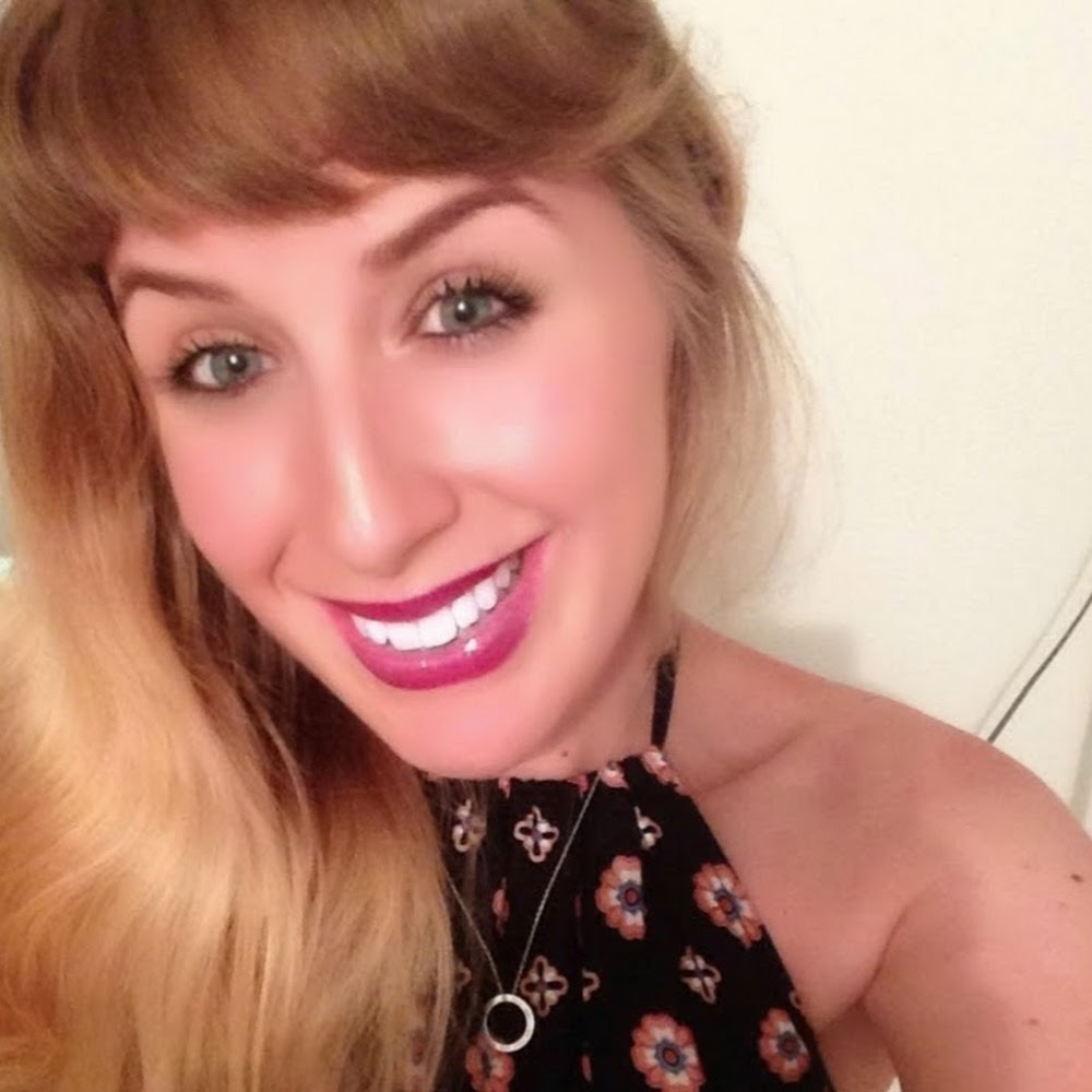 Meet your Posher, Carly